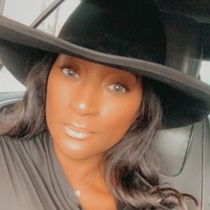 Meet your Posher, Balinda